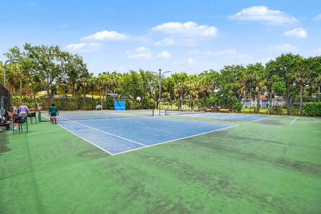 1935 Morning Sun Ln #F29, Naples, FL 34119