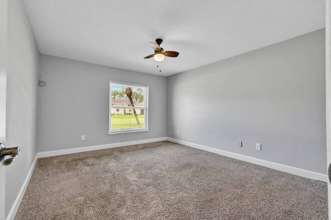 23 Essington Ln, Palm Coast, FL 32164