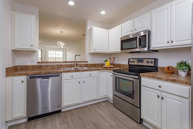 671 Post Oak Circle, #107, Altamonte Springs, FL 32701