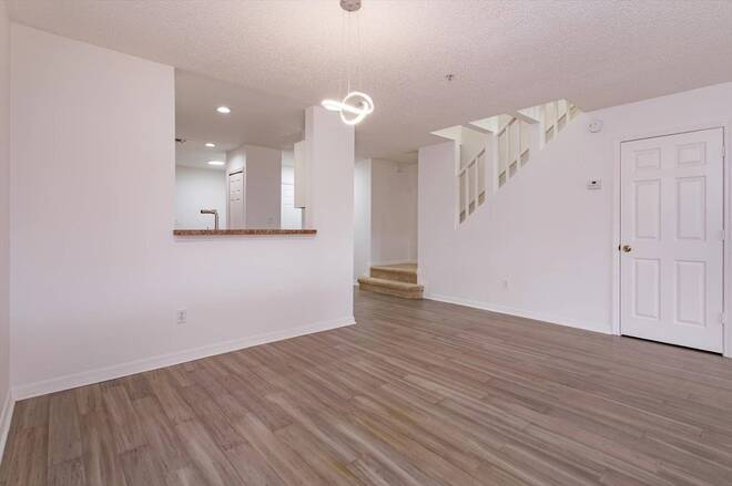 671 Post Oak Circle, #107, Altamonte Springs, FL 32701