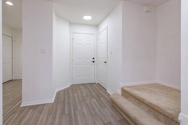 671 Post Oak Circle, #107, Altamonte Springs, FL 32701