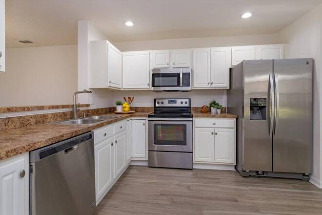 671 Post Oak Circle, #107, Altamonte Springs, FL 32701