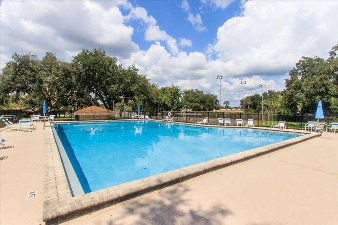 671 Post Oak Circle, #107, Altamonte Springs, FL 32701