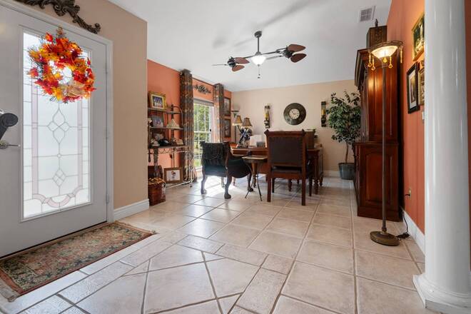 900 Blaney Ct, Deltona, FL 32725