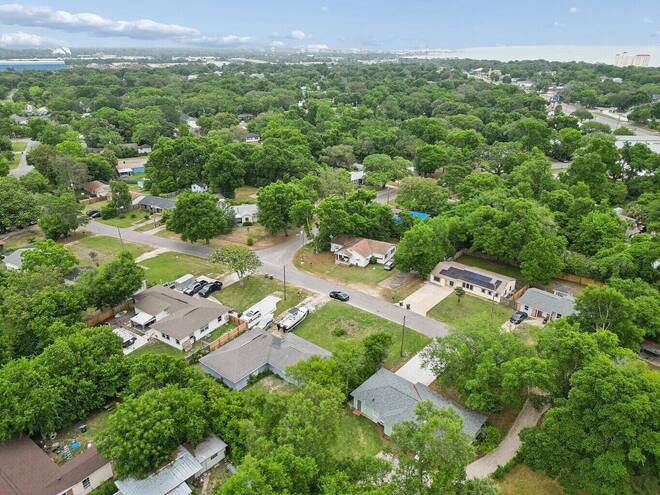 104  Reed Rd, Pensacola, FL 32507