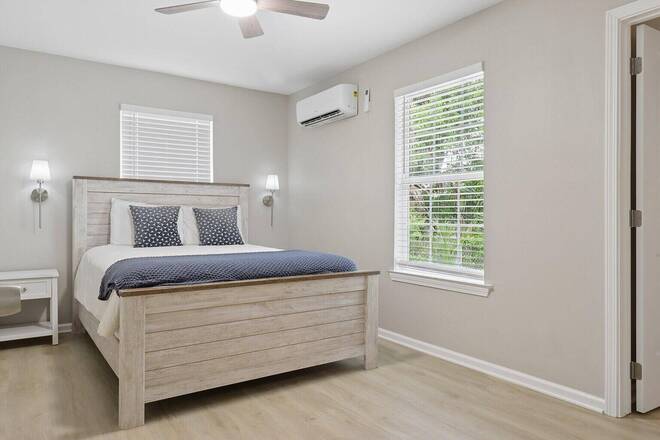 104  Reed Rd, Pensacola, FL 32507