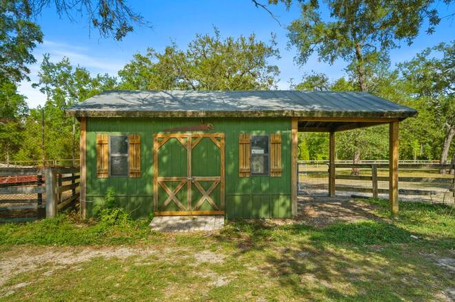 1681 W Cardinal St, Lecanto, FL 34461