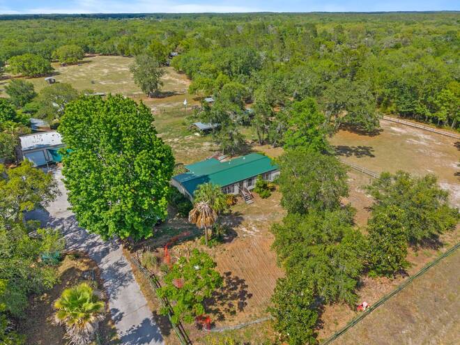 1681 W Cardinal St, Lecanto, FL 34461