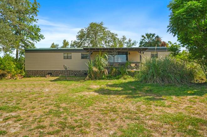 1681 W Cardinal St, Lecanto, FL 34461