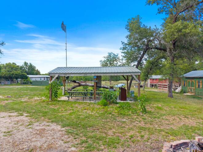 1681 W Cardinal St, Lecanto, FL 34461