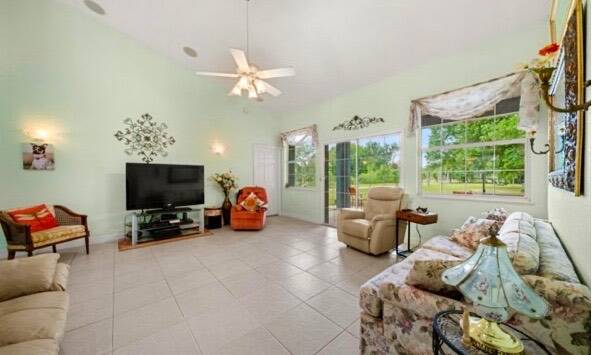 930 Us Highway 98 W, Frostproof, FL 33843