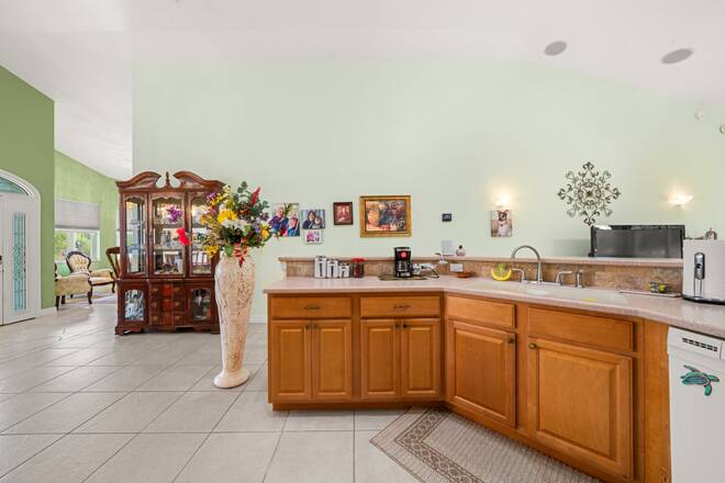 930 Us Highway 98 W, Frostproof, FL 33843