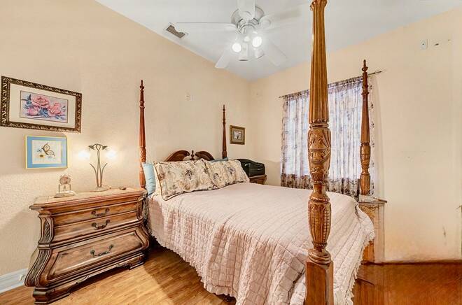 930 Us Highway 98 W, Frostproof, FL 33843