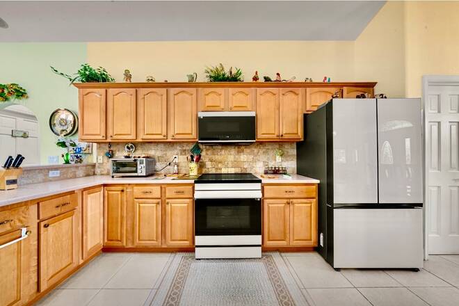930 Us Highway 98 W, Frostproof, FL 33843