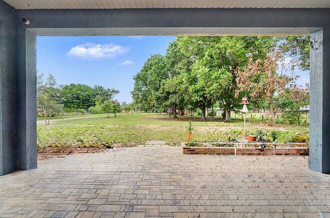 930 Us Highway 98 W, Frostproof, FL 33843