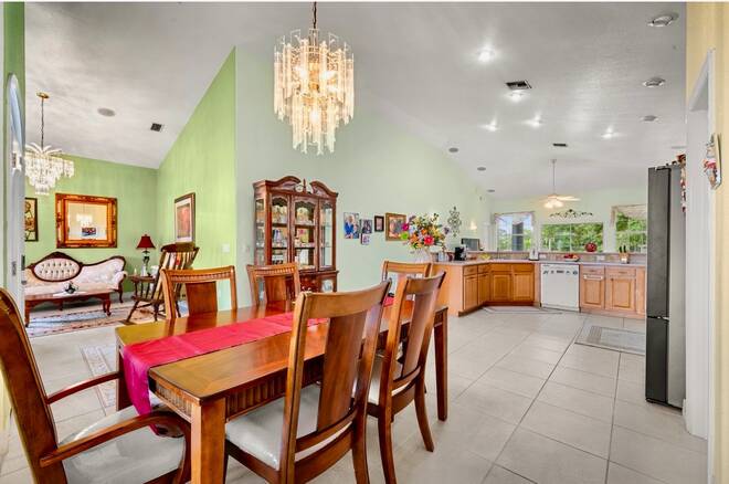 930 Us Highway 98 W, Frostproof, FL 33843