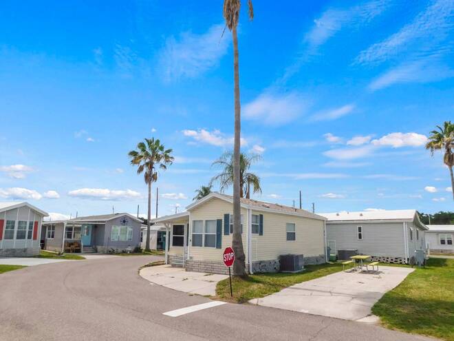41219 Hockey Drive, #80, Zephyrhills, FL 33540