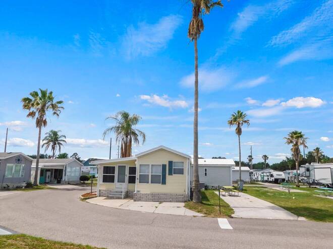 41219 Hockey Drive, #80, Zephyrhills, FL 33540