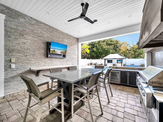 71 Dolphin Street, Destin, FL 32541