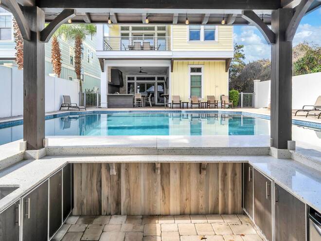 71 Dolphin Street, Destin, FL 32541