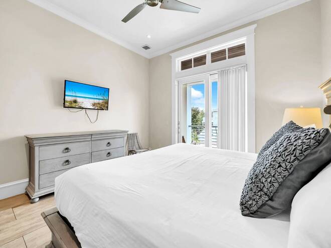 71 Dolphin Street, Destin, FL 32541