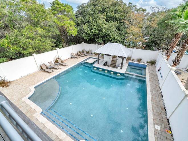 71 Dolphin Street, Destin, FL 32541