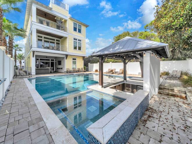 71 Dolphin Street, Destin, FL 32541