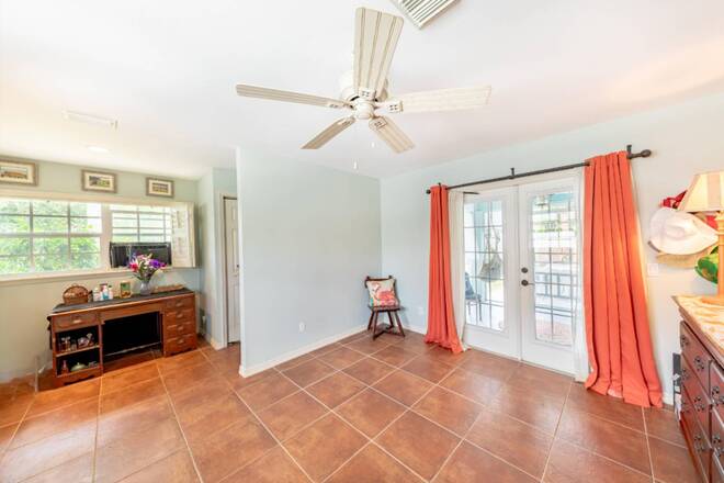 316 Alba St E, Venice, FL 34285