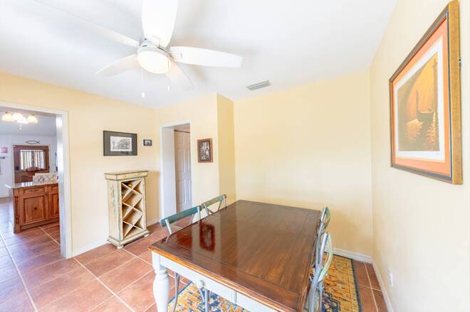 316 Alba St E, Venice, FL 34285