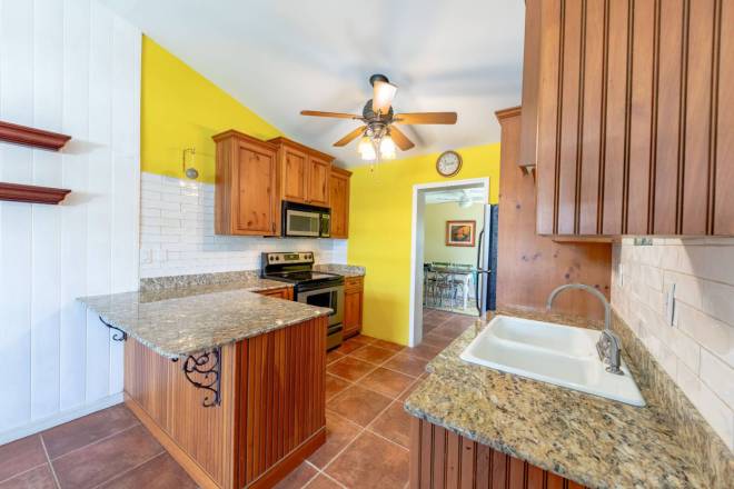 316 Alba St E, Venice, FL 34285