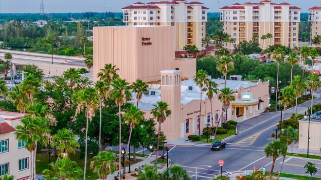 316 Alba St E, Venice, FL 34285