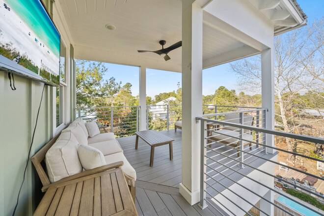 111 Walnut Street, Walton County, FL 32459