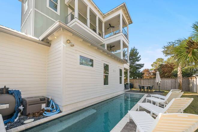 111 Walnut Street, Walton County, FL 32459