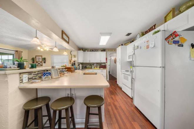 117 Lake Francis Dr, Lake Placid, FL 33852