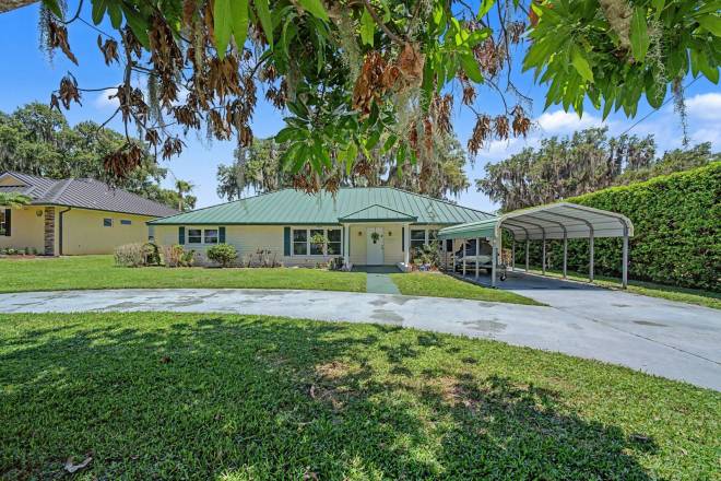 117 Lake Francis Dr, Lake Placid, FL 33852