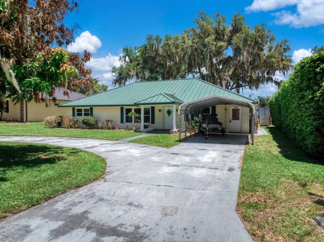 117 Lake Francis Dr, Lake Placid, FL 33852