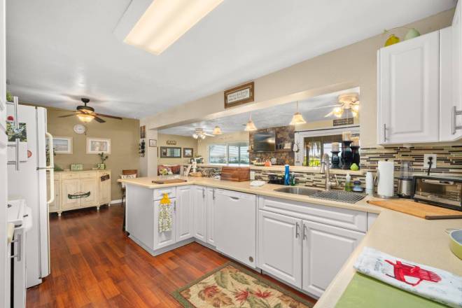 117 Lake Francis Dr, Lake Placid, FL 33852