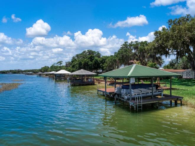 117 Lake Francis Dr, Lake Placid, FL 33852