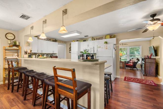 117 Lake Francis Dr, Lake Placid, FL 33852