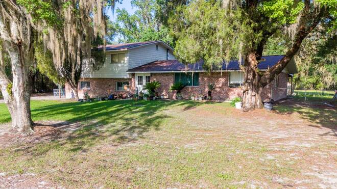 10400 SW 66th Ave, Hampton, FL 32044