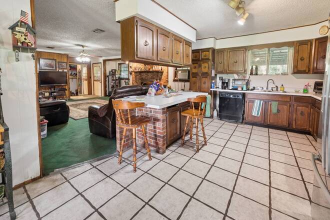 10400 SW 66th Ave, Hampton, FL 32044