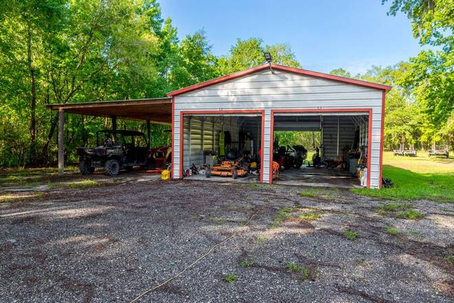 10400 SW 66th Ave, Hampton, FL 32044
