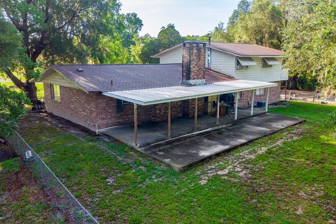 10400 SW 66th Ave, Hampton, FL 32044
