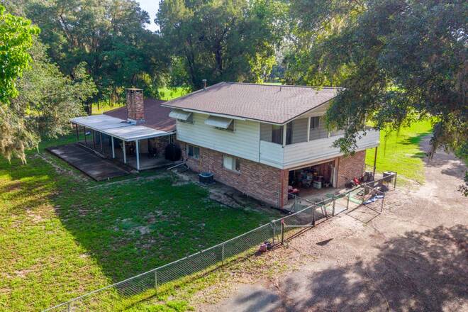 10400 SW 66th Ave, Hampton, FL 32044