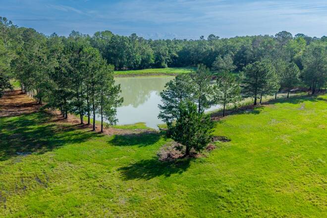10400 SW 66th Ave, Hampton, FL 32044