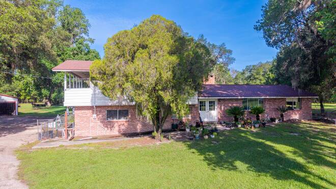 10400 SW 66th Ave, Hampton, FL 32044