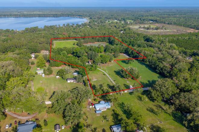 10400 SW 66th Ave, Hampton, FL 32044