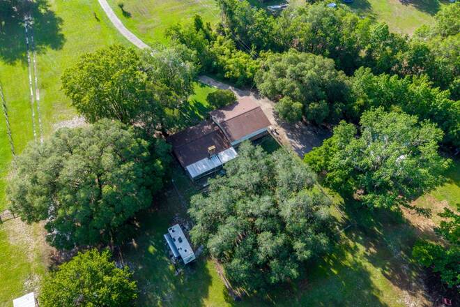 10400 SW 66th Ave, Hampton, FL 32044