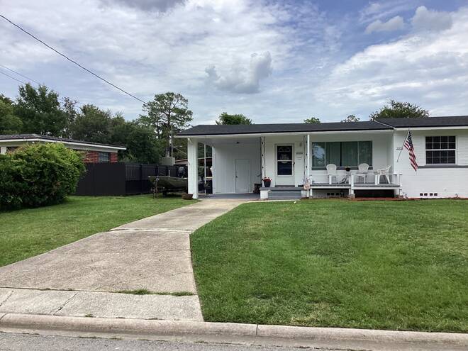 2053 Ronald Ln, Jacksonville, FL 32216
