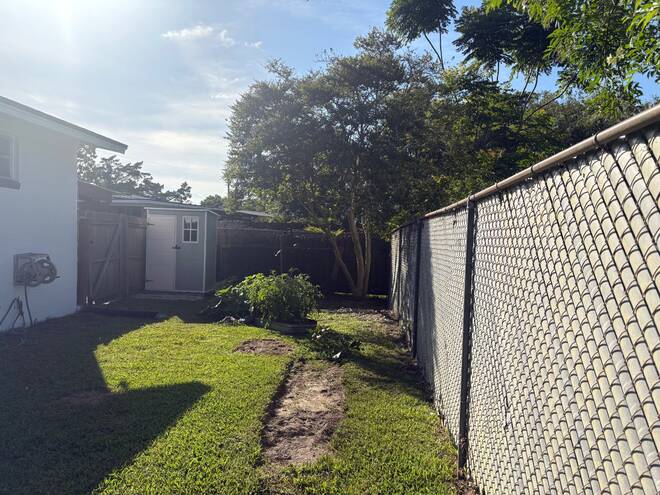 2053 Ronald Ln, Jacksonville, FL 32216